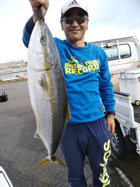 康仁丸・ジギング釣り果